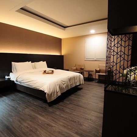 סוואן Hotel Tate מראה חיצוני תמונה