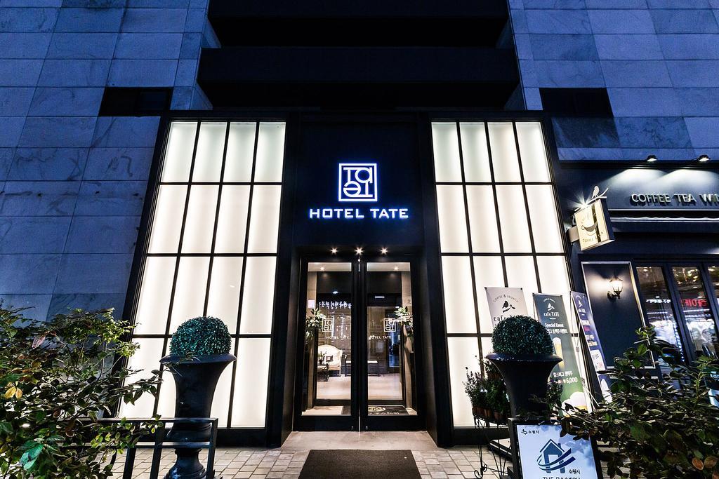 סוואן Hotel Tate מראה חיצוני תמונה