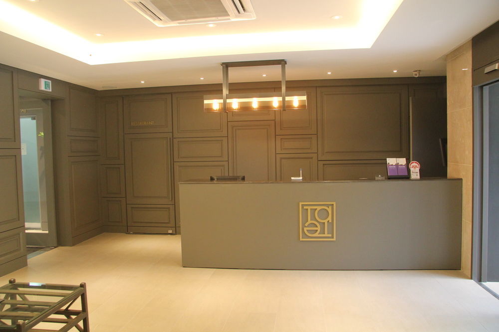 סוואן Hotel Tate מראה חיצוני תמונה