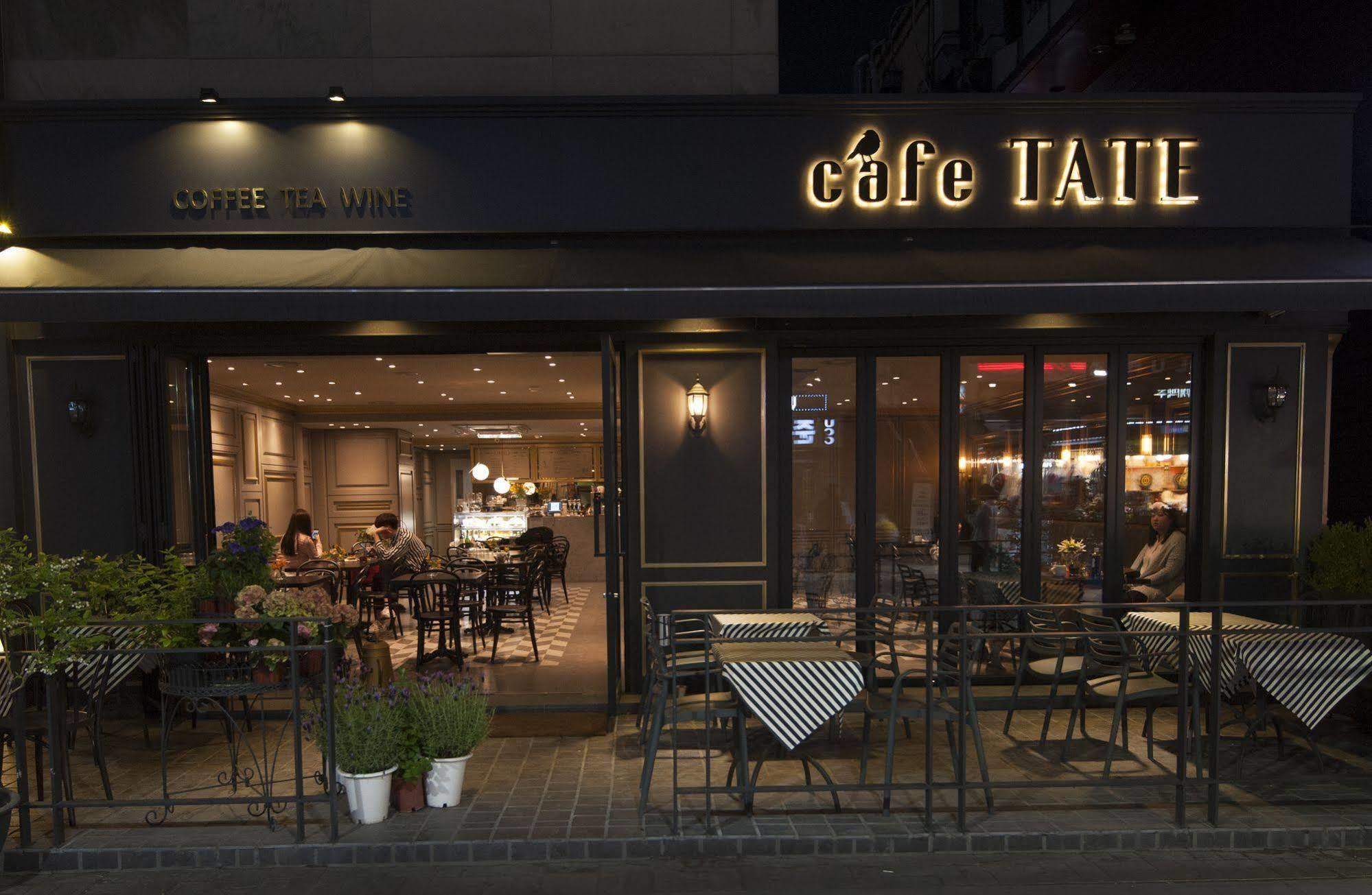 סוואן Hotel Tate מראה חיצוני תמונה